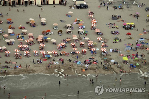 벨기에 해안 도시들, 코로나19 속 '당일 여행객' 방문 제한