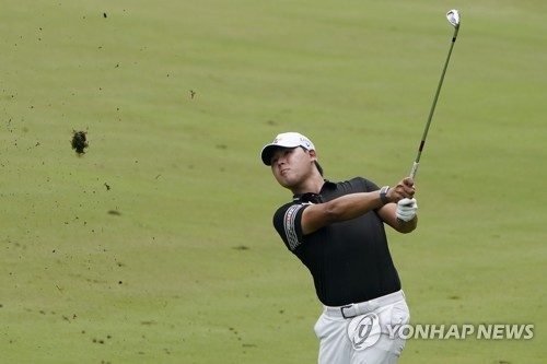 김시우 "홀인원 사실 알고 기뻐…우승 기회 잡겠다"