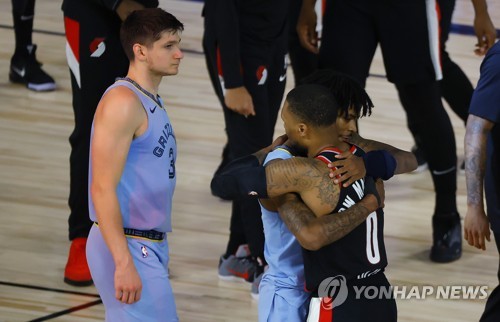 NBA 재개 후 MVP 릴러드 31점…포틀랜드, 플레이오프 진출