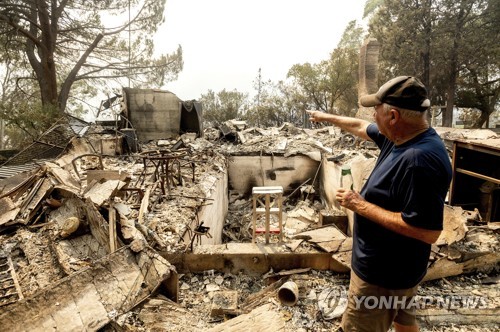 "캘리포니아 산불 역대 두 번째"…트럼프, '재난지역' 선포