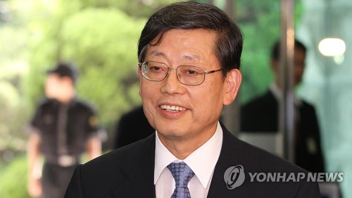 삼성문화재단 이사장에 김황식 전 총리…이재용 부회장 물러나