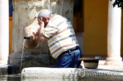 올여름도 펄펄 끓는 서유럽…스페인에서 42도 관측이래 최고(종합)