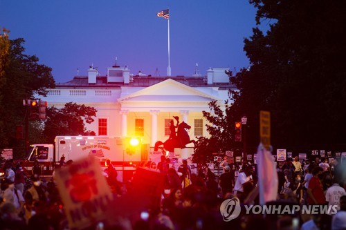 [미 공화 전대]음악·경적·구호…'피날레 이벤트' 백악관 밖에선 '소음시위'(종합)