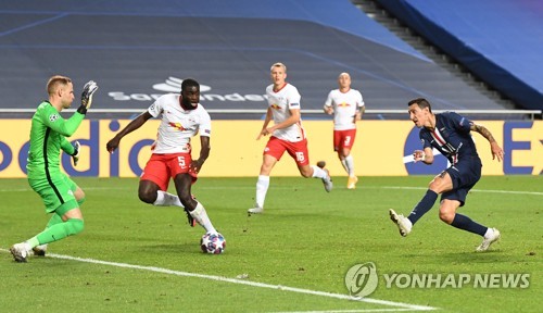 파리 생제르맹, 사상 첫 UCL 결승 진출…라이프치히 3-0 완파