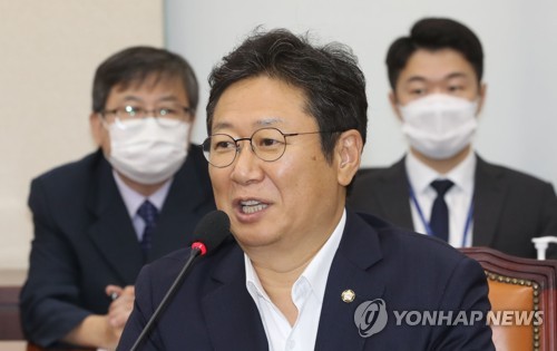 野 "깜냥도 안 되는 광복회장 망나니짓…파직해야"(종합)