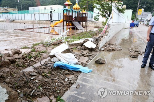 집중호우에 346개 학교서 시설피해…오늘 3개교 학사일정 조정