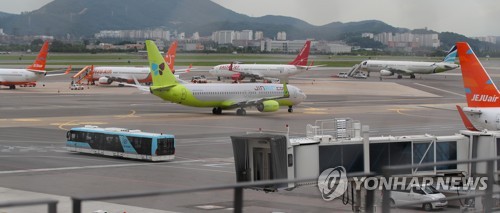 업황 개선은 언제쯤…여전히 '시계 제로'인 항공업계