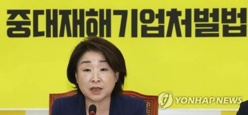 與 숨고르며 달콤한 피서…野 휴가반납한 채 와신상담