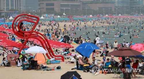 부산 최고기온 29도 무더위 지속…내일 또 비 소식