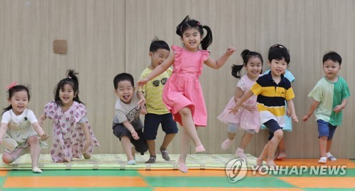 "교사 수업비평, '놀이중심' 교육 과정에 도움"