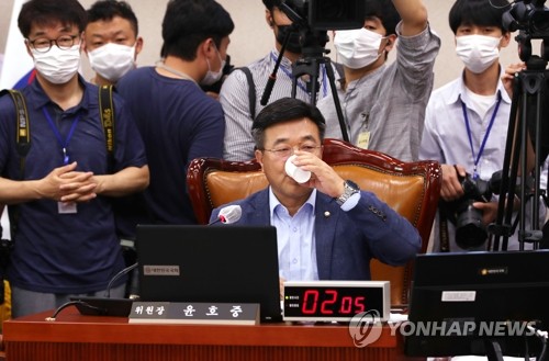 정청래 "상암동 임대비율 47%, 또 임대주택 짓나" 반발(종합)