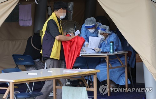 [2보] 신규확진 36명중 지역발생 이틀째 30명…교회감염 여파 지속