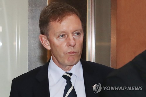 정부, 성추행 의혹 외교관 귀국 지시…"수사 협조하겠다"(종합2보)