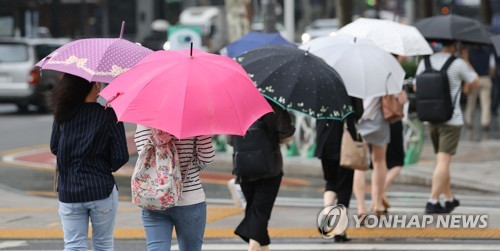 [내일날씨] 주말도 장마…전국 곳곳 돌풍·번개 동반 집중호우