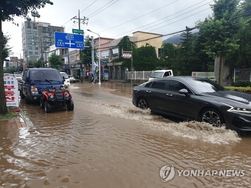 "닷새째 뻥 뚫린 하늘" 강원 628㎜…폭우피해 '눈덩이'처럼 불어