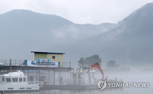 춘천의암호 선박 전복 3일째 수색 재개… 아직도 5명 실종상태