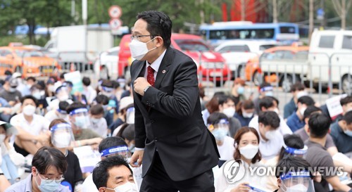 박능후 복지장관 11시 대국민담화…의협 파업 재고 촉구