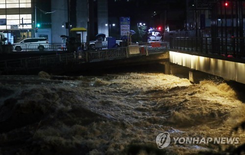 '광주천에서 영산강까지' 광주천변서 실종된 70대, 나흘째 수색