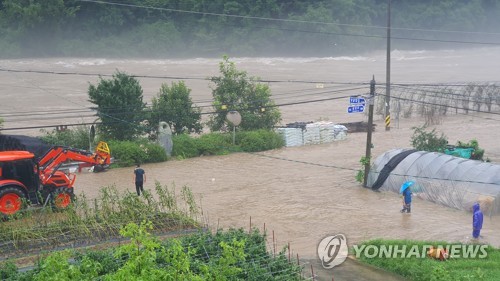 섬진강·용담댐 방류로 임실·무주지역 침수…"고립인원 파악중"