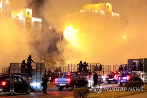 벨라루스 주요 도시서 대선 결과 불복 시위…경찰 "3천명 체포"(종합2보)