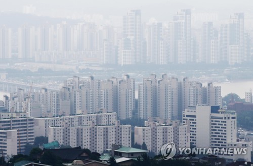 서러운 세입자…전세없어 반전세로, 임대료·집값 안정도 '아직'