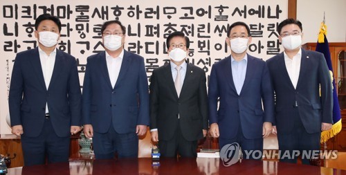 여야, 9월1일 정기국회 개원식…5개 특위 설치 합의