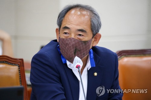 박원순 49재…윤준병 "분향소 설치에 위법 요소 없어"