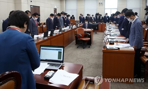 행안위 덮친 전광훈…與 "전광훈 사태" 野 "국민 갈라치기"(종합)