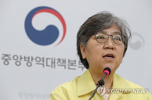 정은경 "일상 곳곳 감염전파 고리…역학조사 한계 이르는 상황"