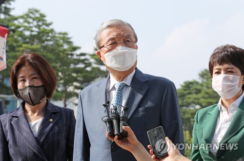 김종인, 정은경 만나 "국가보건안전부 만들겠다"(종합)