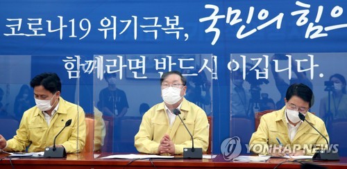 與, 통합 향해 '재확산 책임론' 목청…"결자해지하라"