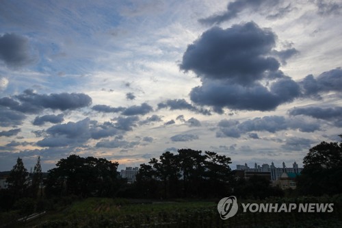 북한으로 넘어간 태풍 '바비'…오전 중 영향권 벗어나