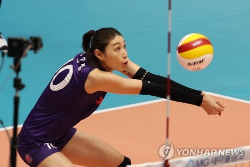 김연경 "관중 오시면 더 벅찰 것 같아…우승하려면 긴장감 있게"