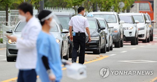 인천시 "광화문집회 참가자 미검사로 확진되면 고발·구상권"