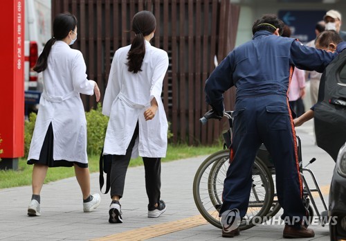 전공의협의회 "정부 대화의지없는 탓에 업무복귀하지 않았다"