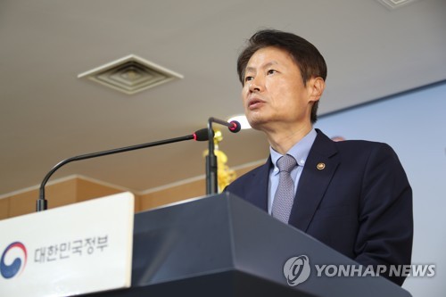 정부 "전공의가 있어야 할곳은 환자 곁…대승적으로 결단해달라"