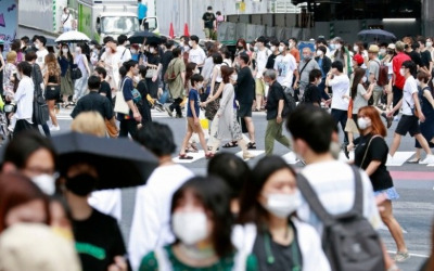 [속보] 일본 신규확진 '역대 최다'…오후 7시 현재 1584명