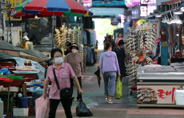 광주 동구 남광주시장이 한산한 모습을 보이고 있다. 사진=연합뉴스