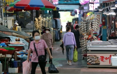 동행세일에도 소상공인·전통시장 체감경기 두달 연속 하락