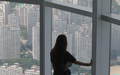 국민을 '집의 노예'로 만들고만 달나라 부동산 정책 [여기는 논설실]