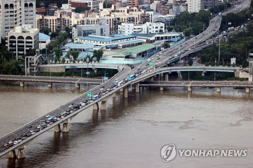 서울 강변북로·올림픽대로 곳곳 통제…내부순환 등은 해제