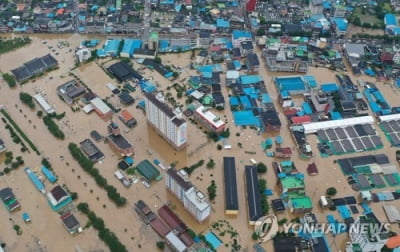 광주·전남 밤새 호우 소강…강 인근 침수 지역 물 안 빠져