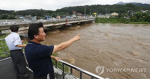 포천 영평교 홍수주의보 발령…수위 4m 육박