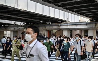 일본 코로나 신규확진 사흘만에 1천명 넘어…"제2파 한가운데"