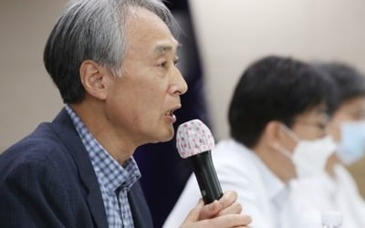 "국내 코로나19 재확산, 뉴노멀 시대 피할 수 없는 과정"