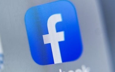 애플, 페이스북앱 업그레이드 퇴짜…수수료 갈등 확산하나