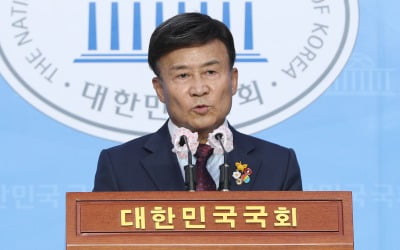 원희룡·하태경 거명한 김원웅 "민족반역자 칭송하는 패역의 무리"