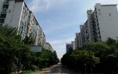 [집코노미] 법원 "여의도광장 아파트, 통합재건축 하라"