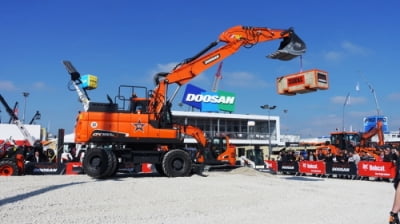 두산인프라코어 22일 예비입찰…소송 리스크·밥캣 제외에 흥행 미지수