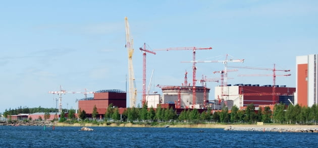 핀란드에 건설중인 원전. 위키피디아